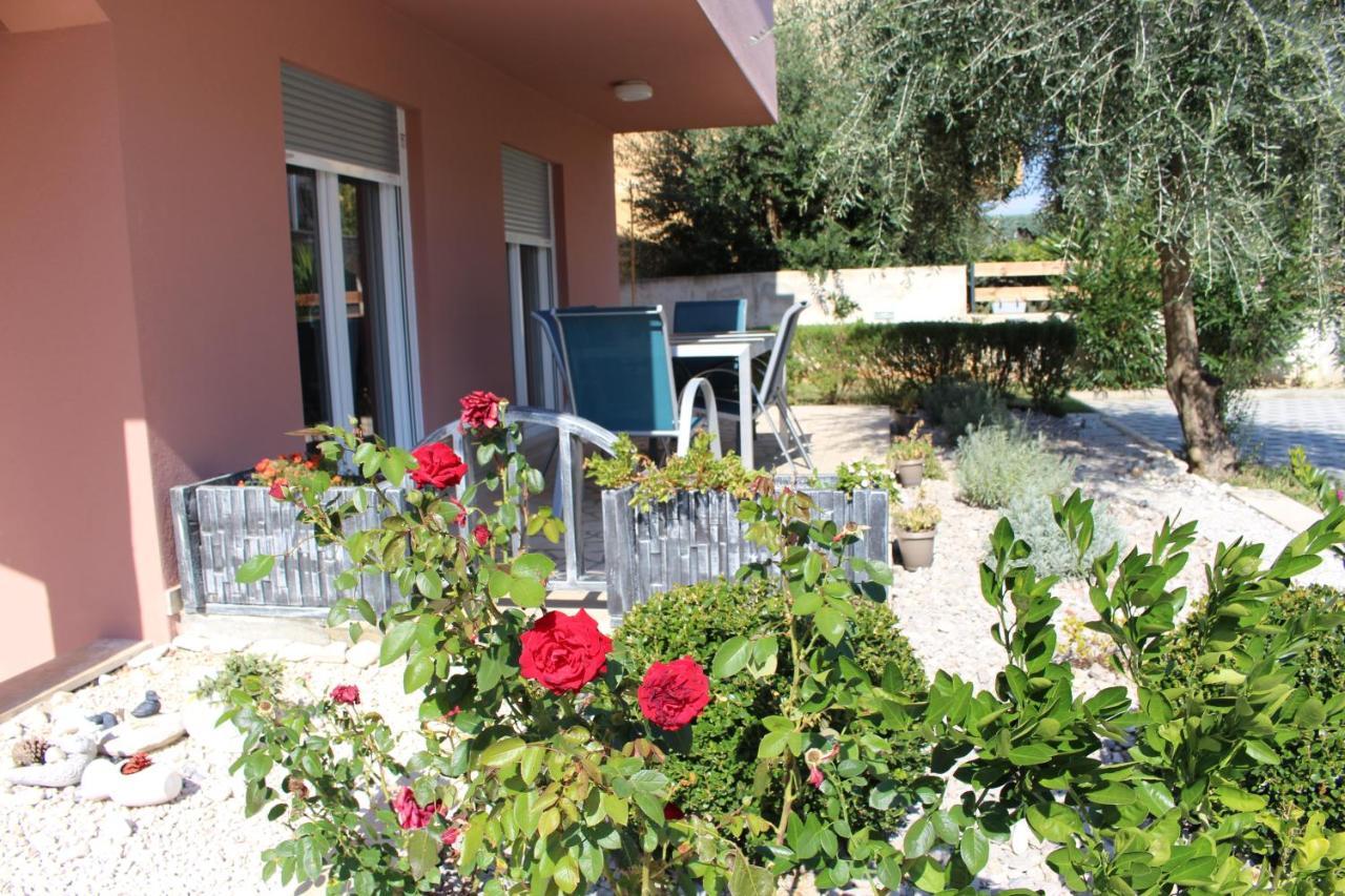 Filipovic Apartmani Medulin Exterior foto